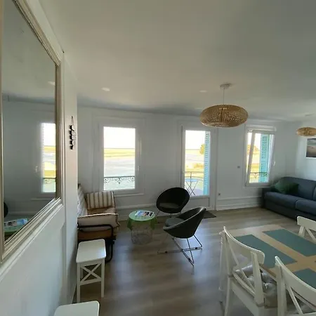 דירה La Loge En Baie
